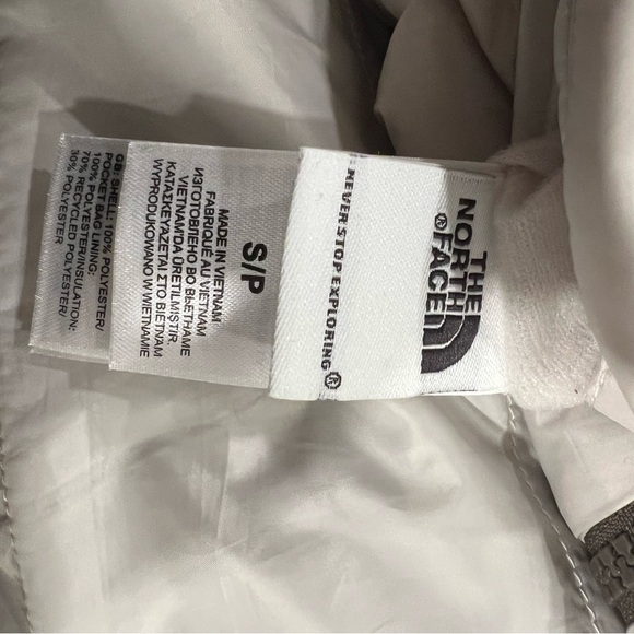 North face vest - Picture 5 of 5